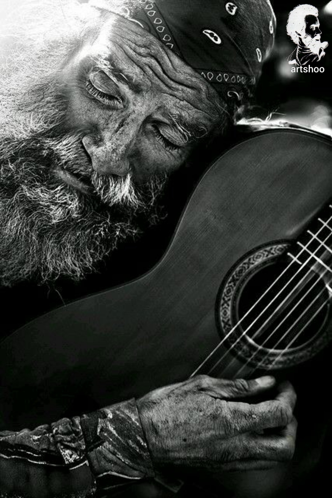 مدل پرتره سیاه قلم